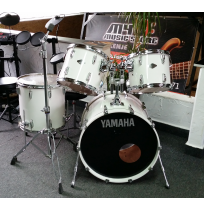 Yamaha Beech Custom 1987 Pure white set bobnov